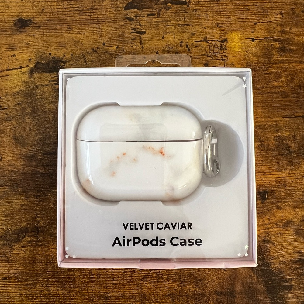 Velvet Caviar AirPods Pro Case - Grey Clouds Marble